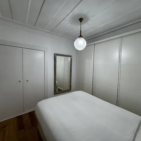 Apartment Chiado View